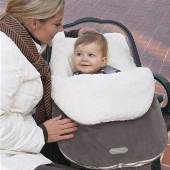 JJ Cole Bundle Me car seat cozy blanket